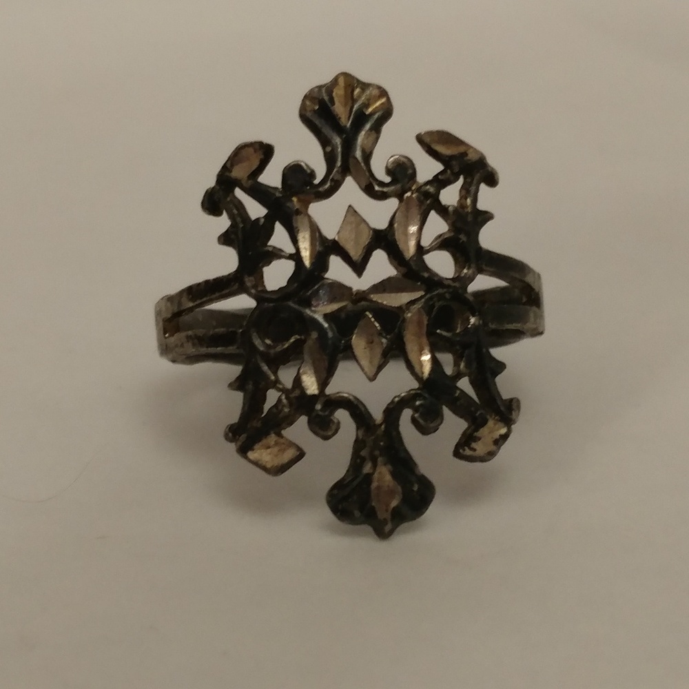 Sterling Silver Ring With Natural Patina Size 6.5